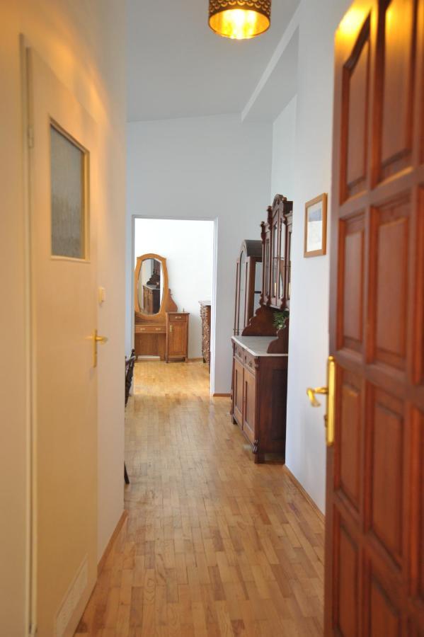 Old Town Sky Apartment Красков Екстериор снимка